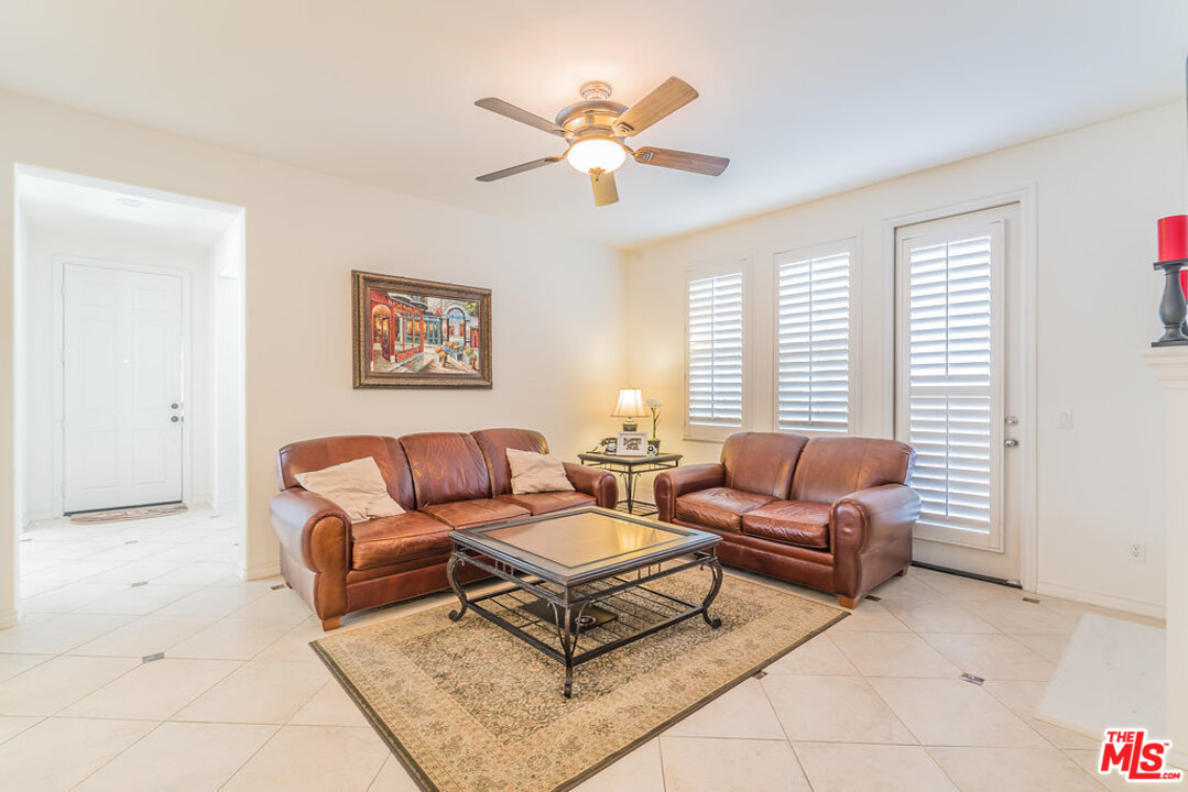 22 Conservatory Drive Ladera Ranch, CA 92694 - Photo 18 of 32