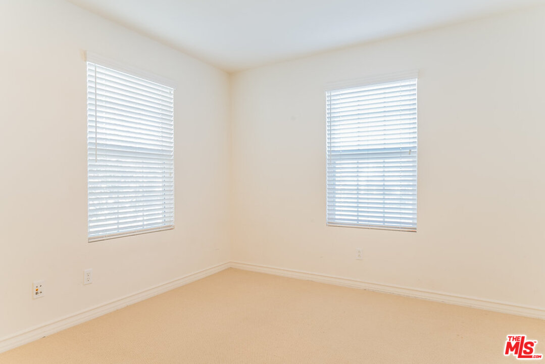 22 Conservatory Drive Ladera Ranch, CA 92694 - Photo 23 of 32
