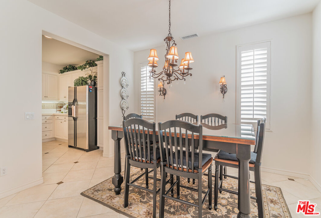 22 Conservatory Drive Ladera Ranch, CA 92694 - Photo 10 of 32
