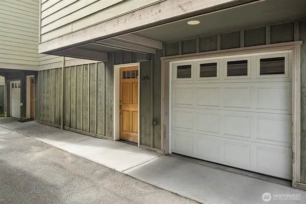 $595,000 | 1406 North Northgate Way, Unit B, Seattle, WA 98133