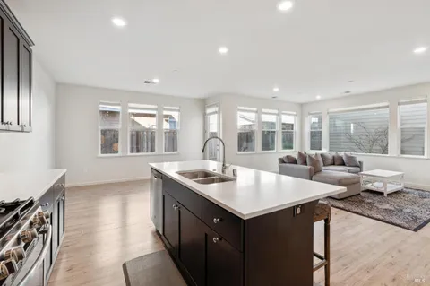 $849,000 | 1630 Winterberry Lane, Rohnert Park, CA 94928