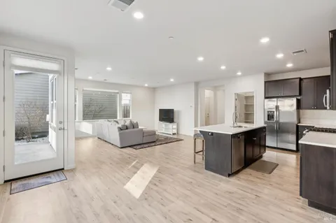 $849,000 | 1630 Winterberry Lane, Rohnert Park, CA 94928