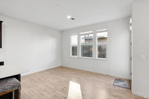 $849,000 | 1630 Winterberry Lane, Rohnert Park, CA 94928