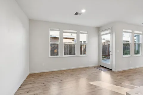 $849,000 | 1630 Winterberry Lane, Rohnert Park, CA 94928