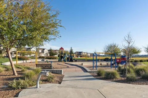 $849,000 | 1630 Winterberry Lane, Rohnert Park, CA 94928