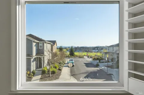 $849,000 | 1630 Winterberry Lane, Rohnert Park, CA 94928