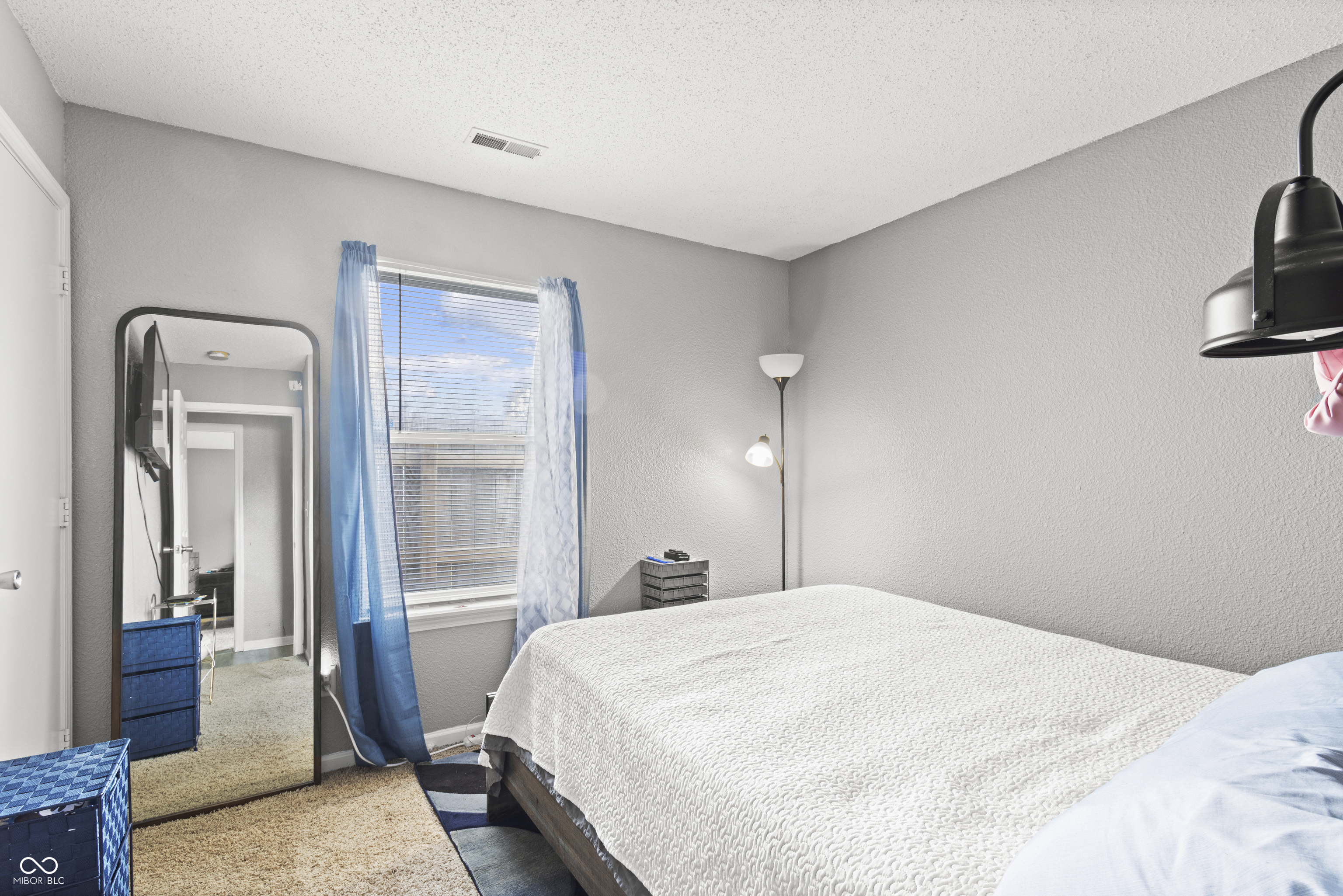 2611 Santaro Court Indianapolis, IN 46217 - Photo 13 of 20