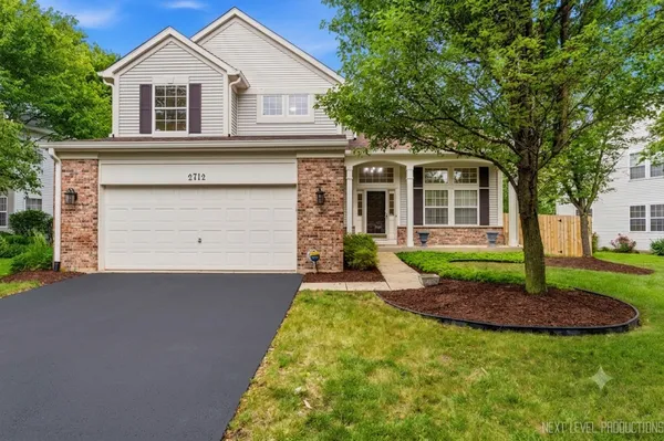 $585,000 | 2712 Stockton Road, Naperville, IL 60564