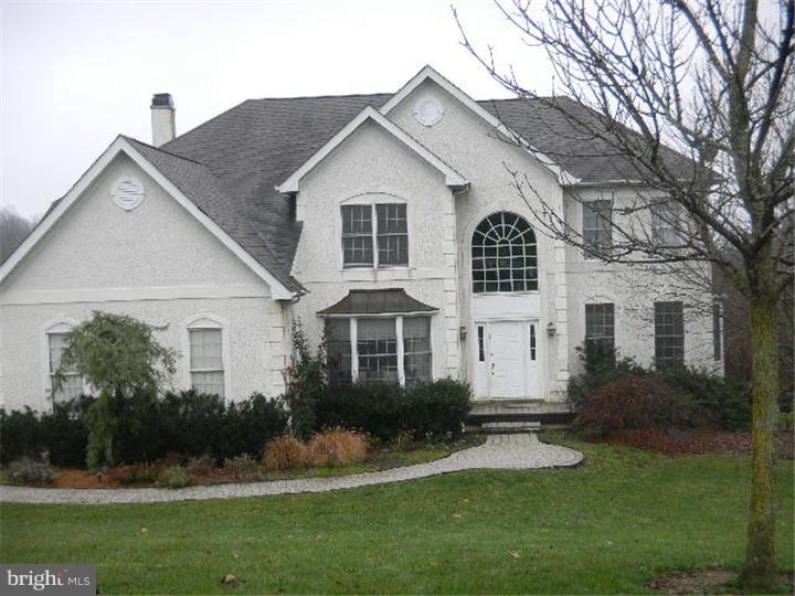 19 Old Forest Road Newtown Square, PA 19073 - Photo 1 of 8 Gallery Image 1