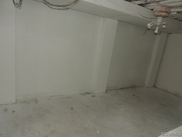 2299 Lockett Road Rice, VA 23966 - Photo 16 of 25 a view of a room