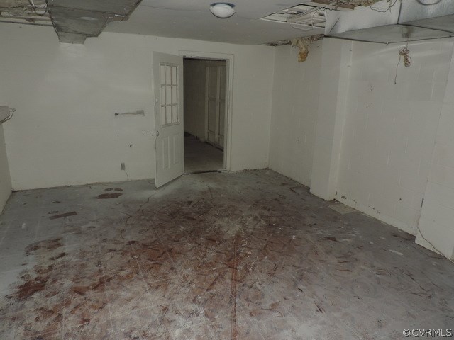 2299 Lockett Road Rice, VA 23966 - Photo 17 of 25 a view of a room with an empty space