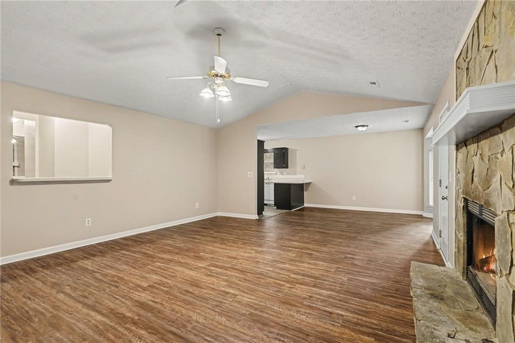 2900 Rosecommons Drive Hampton, GA 30228 - Photo 6 of 24