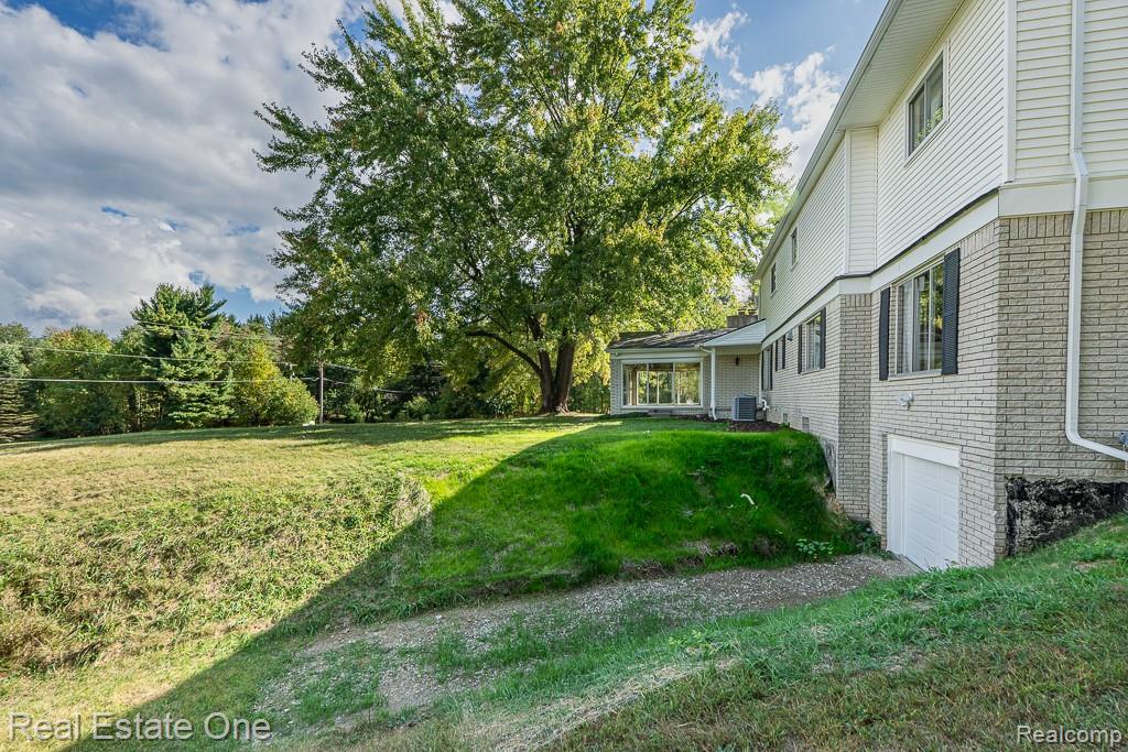 2995 Hadden Road Rochester, MI 48306 - Photo 61 of 68