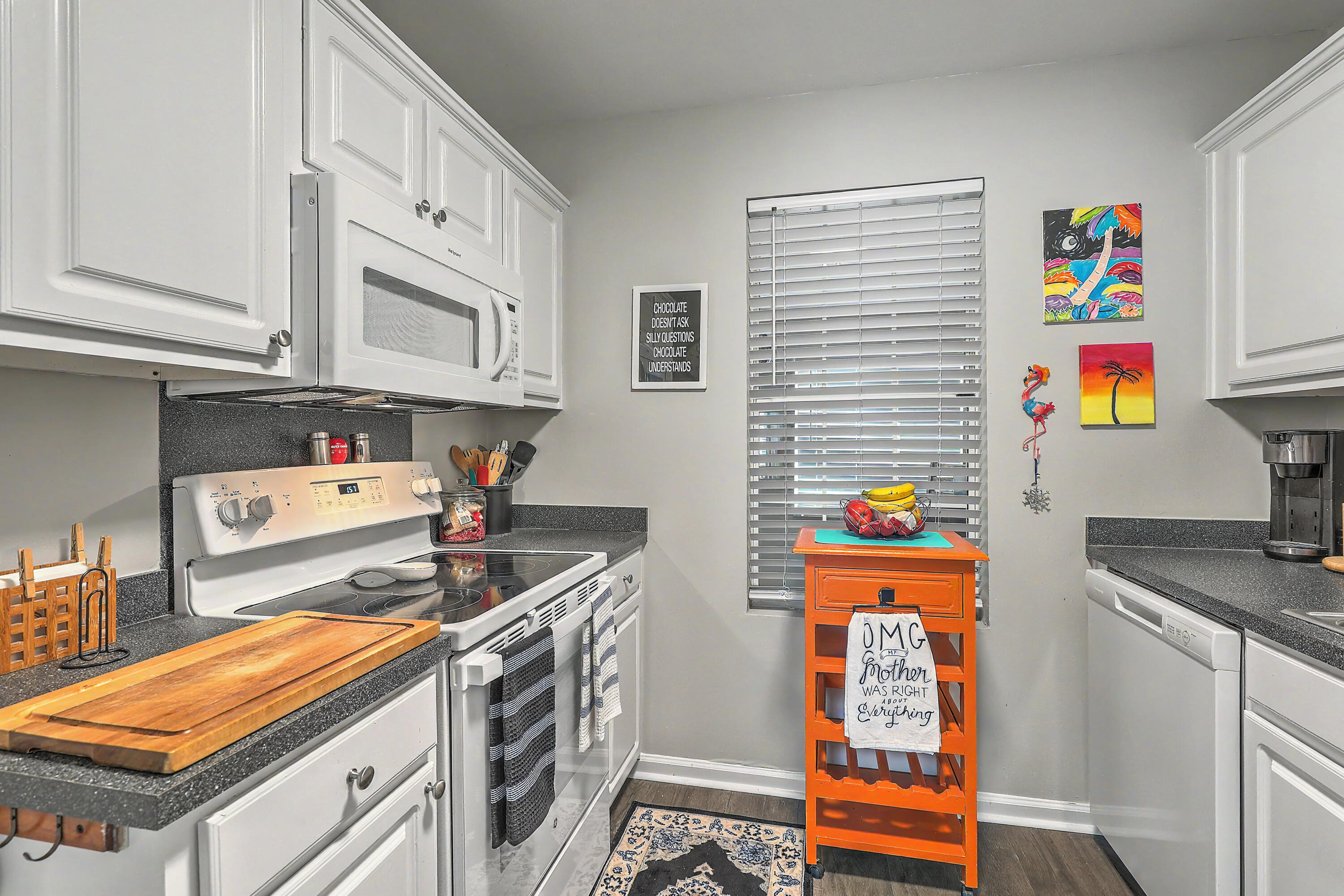 2040 Rondo Street, Unit D Charleston, SC 29414 - Photo 8 of 24 White appliances