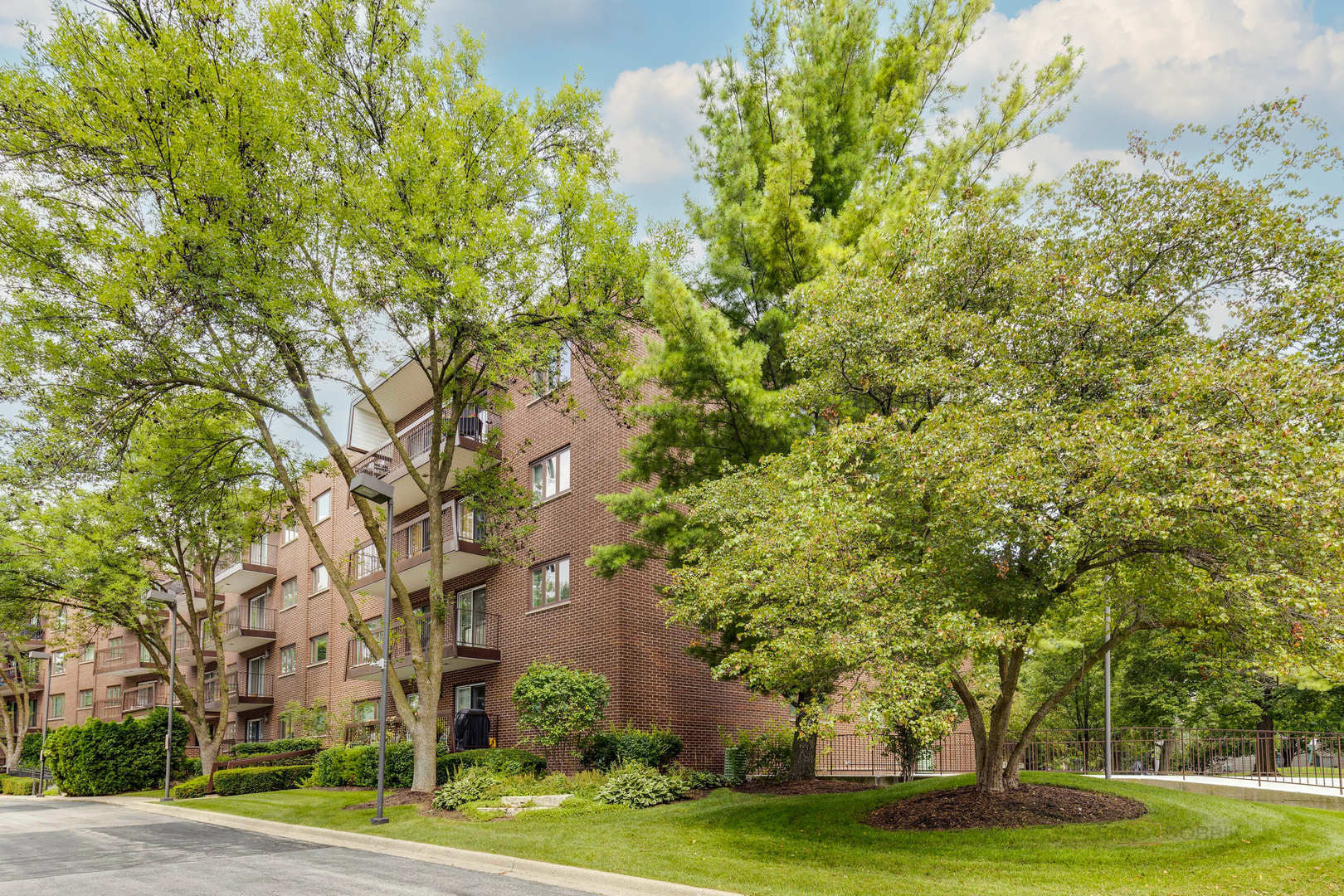 300 East Dundee Road, Unit 108 Buffalo Grove, IL 60089 - Photo 23 of 26 Gallery Image 23