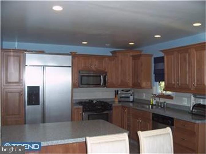 30 Haines Mill Road Delran, NJ 08075 - Photo 2 of 10