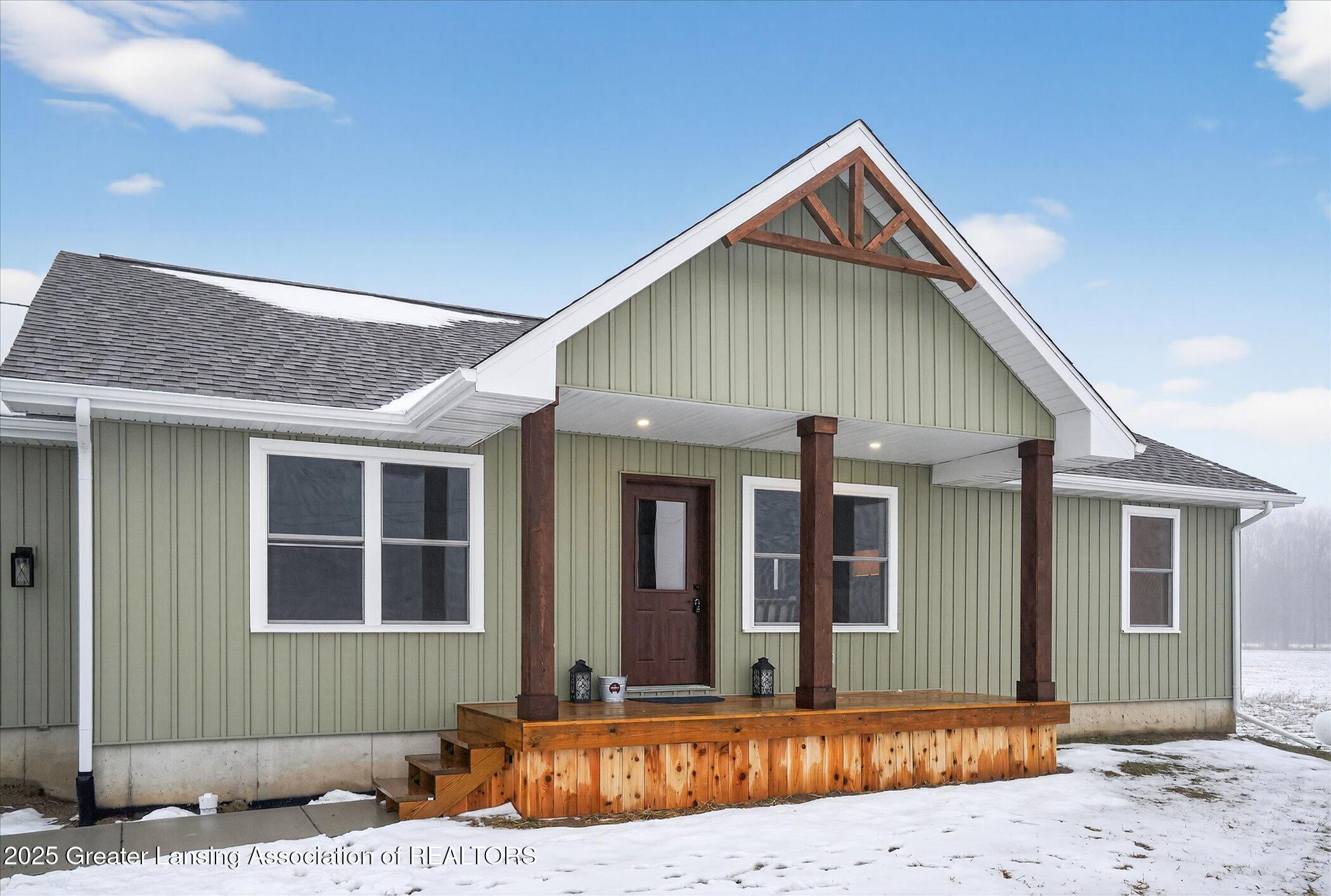 2492 South Eifert Road Mason, MI 48854 - Photo 2 of 24 02-2492-S-Eifert-Rd-Mason-MI-48854-Windo
