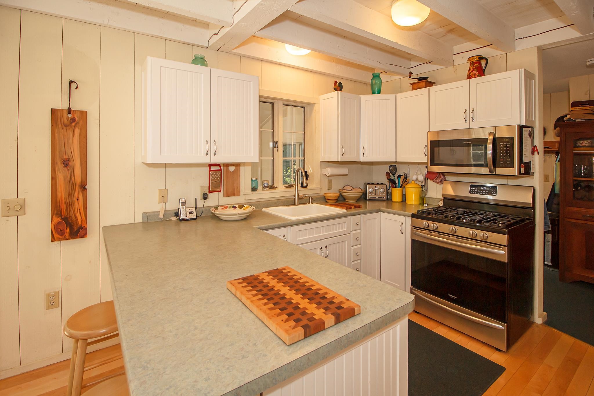 320 South Ryder Pond Road Whitingham, VT 05361 - Photo 3 of 24