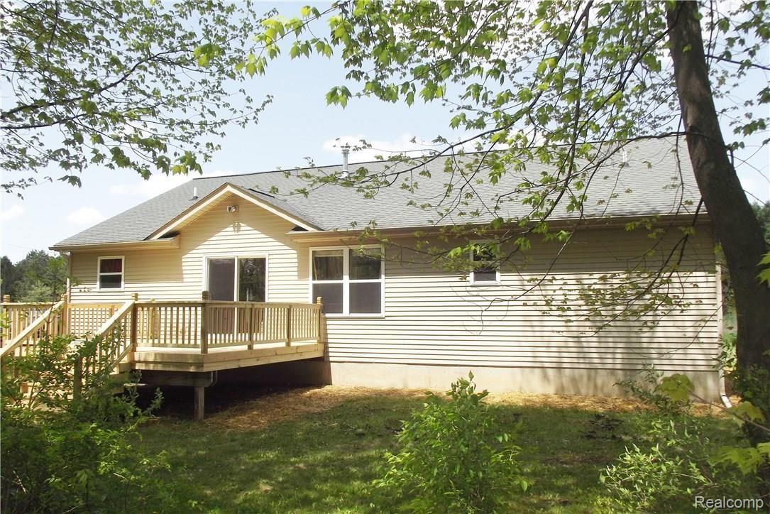 5802 Stow Road Fowlerville, MI 48836 - Photo 2 of 7 DSCF6992.JPG