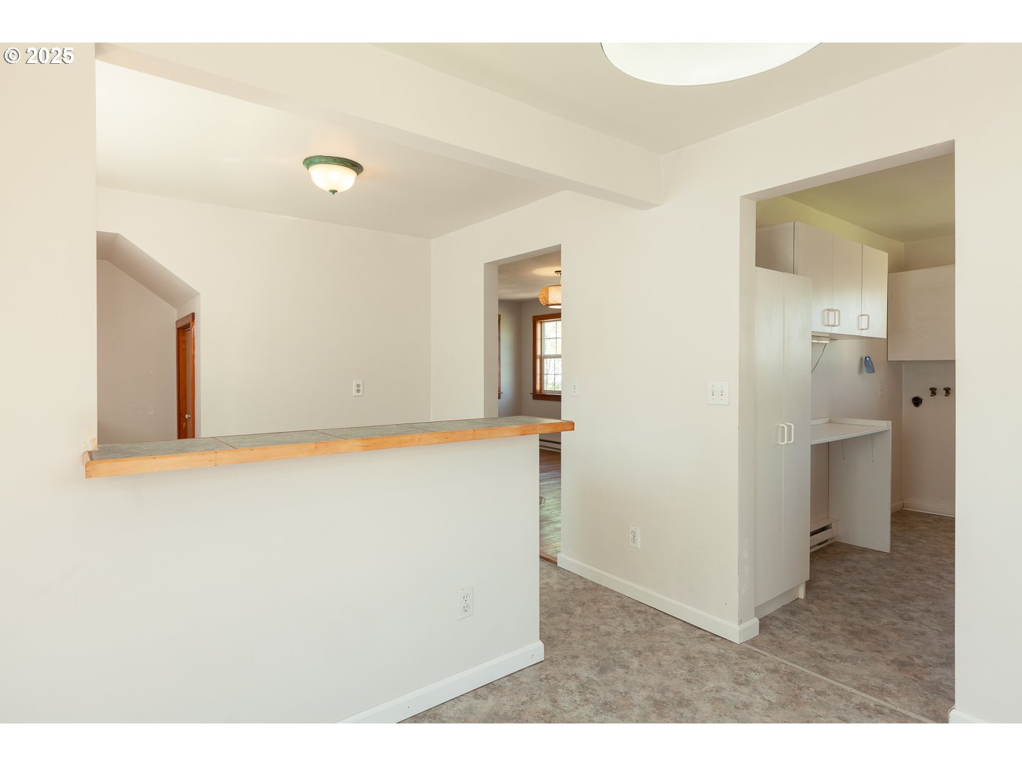 207 Main Street Mosier, OR 97040 - Photo 16 of 39 Gallery Image 16