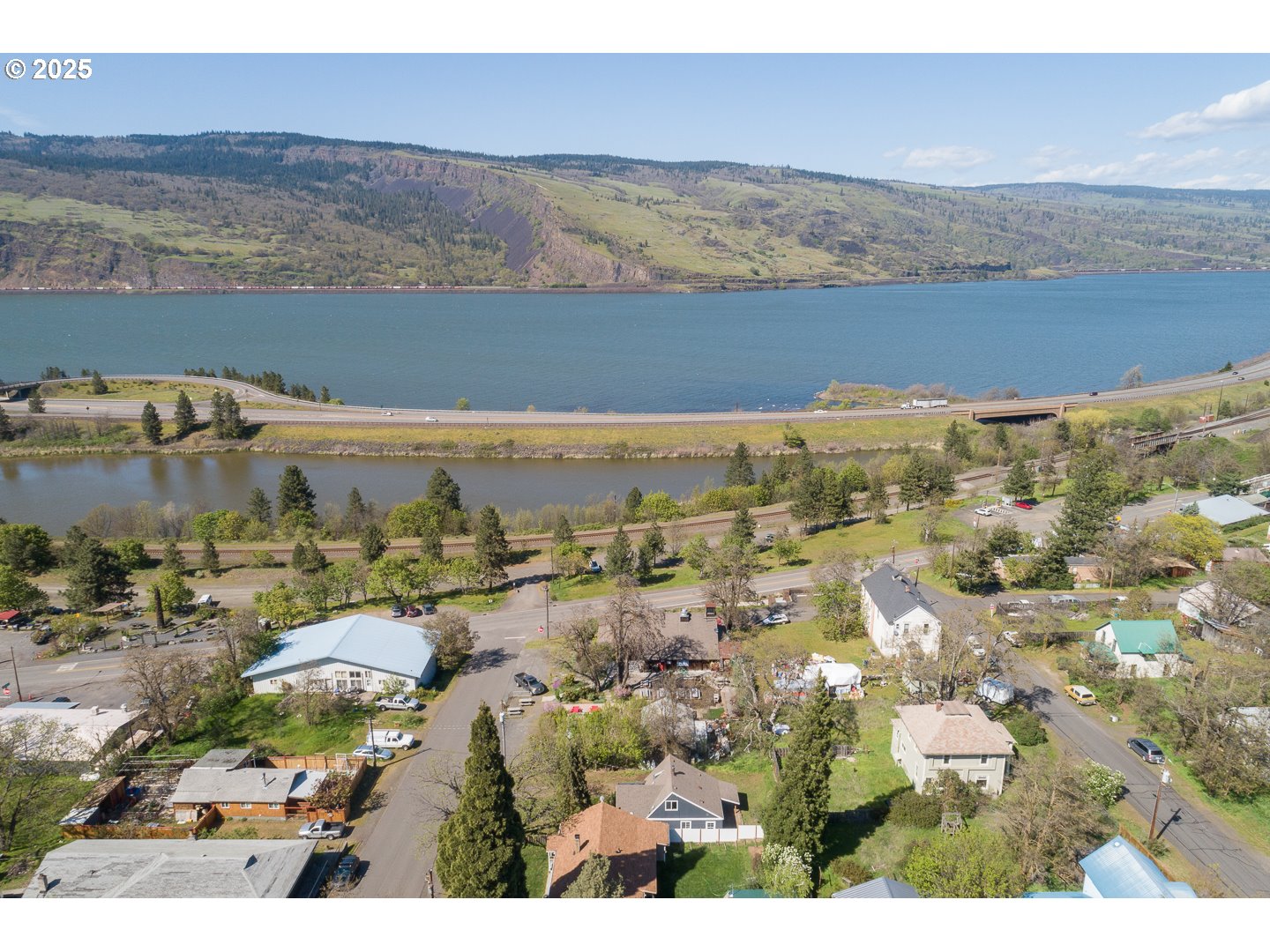 207 Main Street Mosier, OR 97040 - Photo 37 of 39 Gallery Image 37