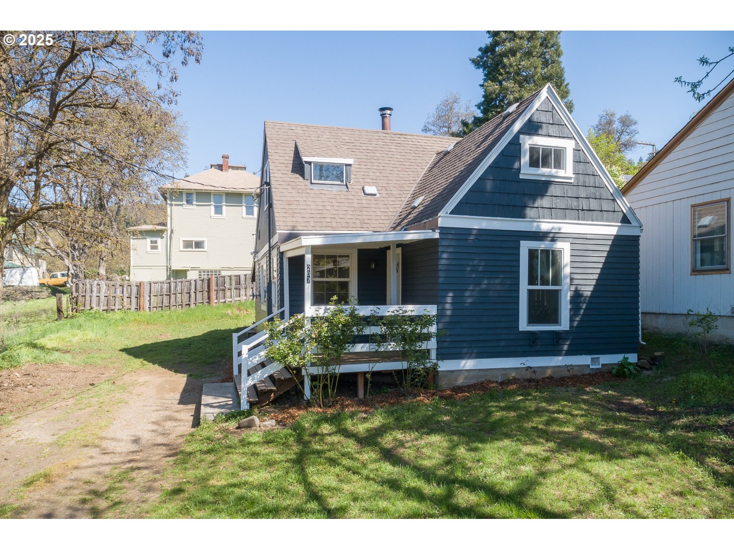 207 Main Street Mosier, OR 97040 - Photo 39 of 39 Gallery Image 39