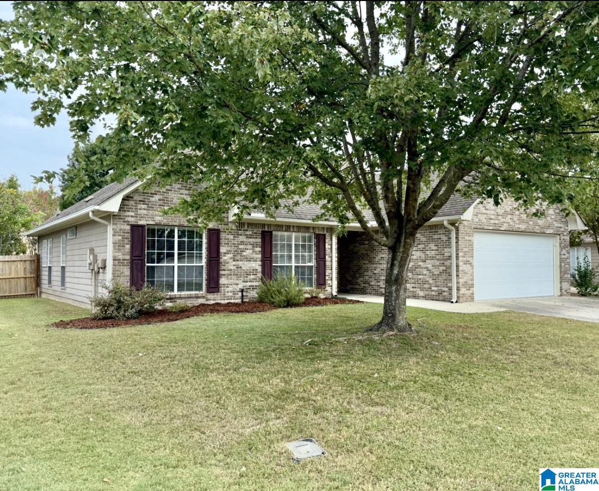 134 Spring Street Calera, AL 35040 - Photo 2 of 41