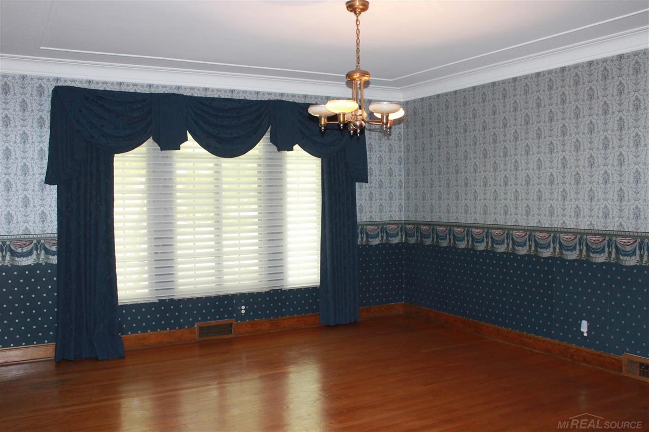 796-798 Trombley Road Grosse Pointe, MI 48230 - Photo 19 of 54 31303729-18.JPG