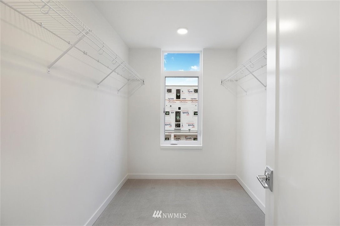 807 North 47th Street Seattle, WA 98103 - Photo 28 of 37 Gallery Image 28