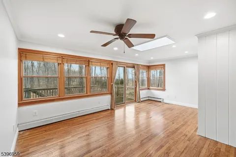 $449,000 | 19 Windy Bush Lane, Sparta, NJ 07871