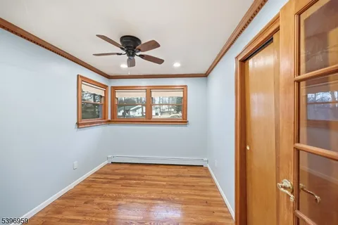 $449,000 | 19 Windy Bush Lane, Sparta, NJ 07871