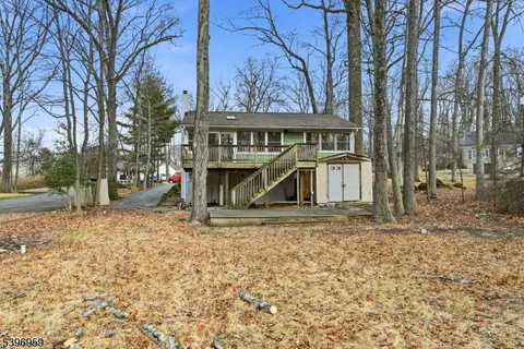 $449,000 | 19 Windy Bush Lane, Sparta, NJ 07871