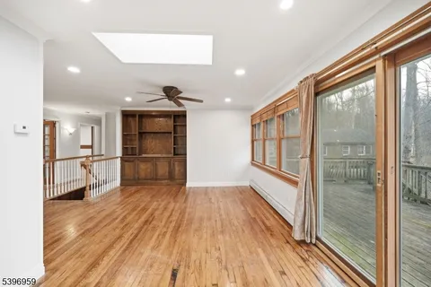 $449,000 | 19 Windy Bush Lane, Sparta, NJ 07871