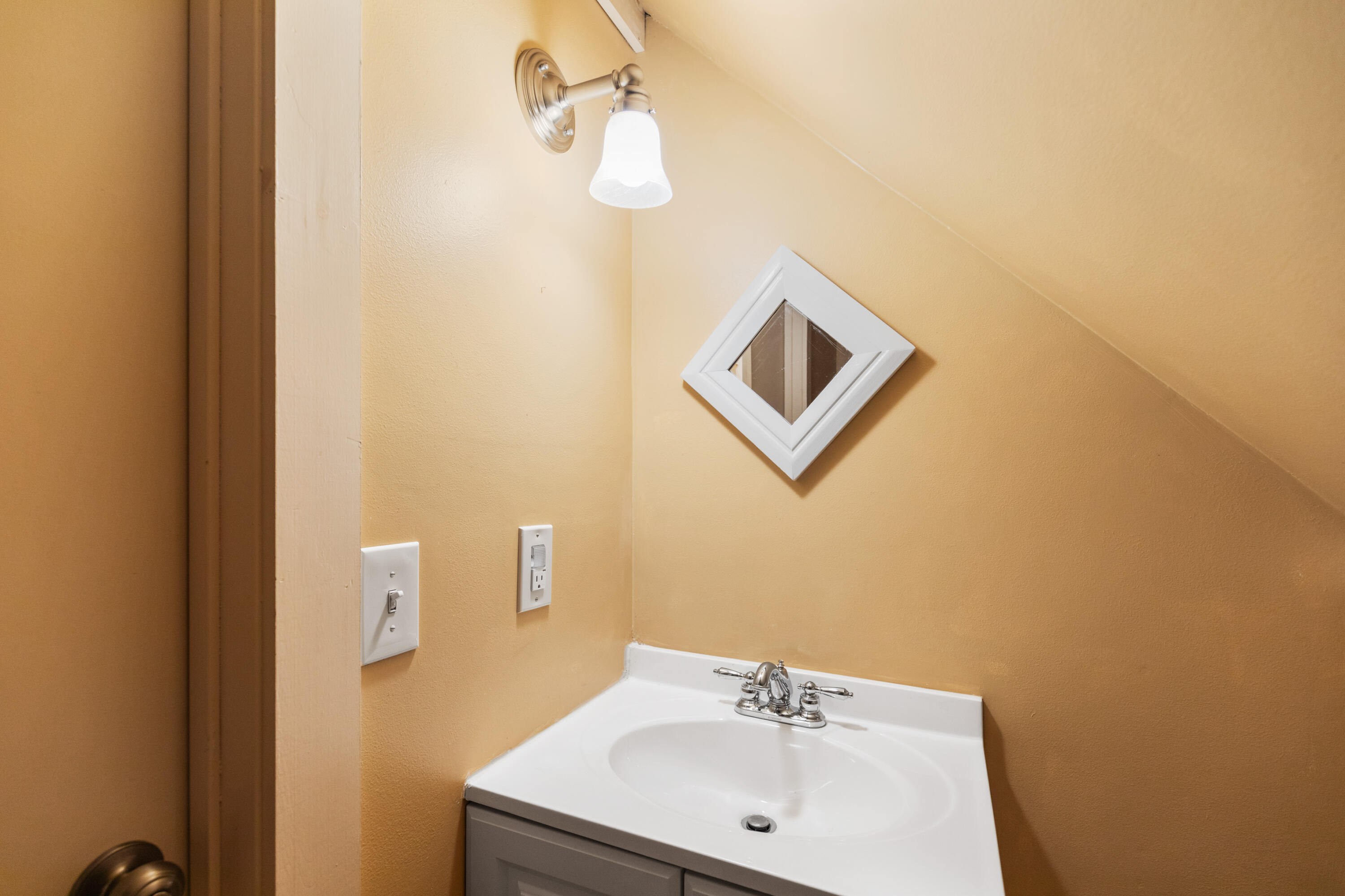 6 Bishop Road Poland, ME 04274 - Photo 26 of 42 Honey Bee Productions LLC 6 Bishop Rd P