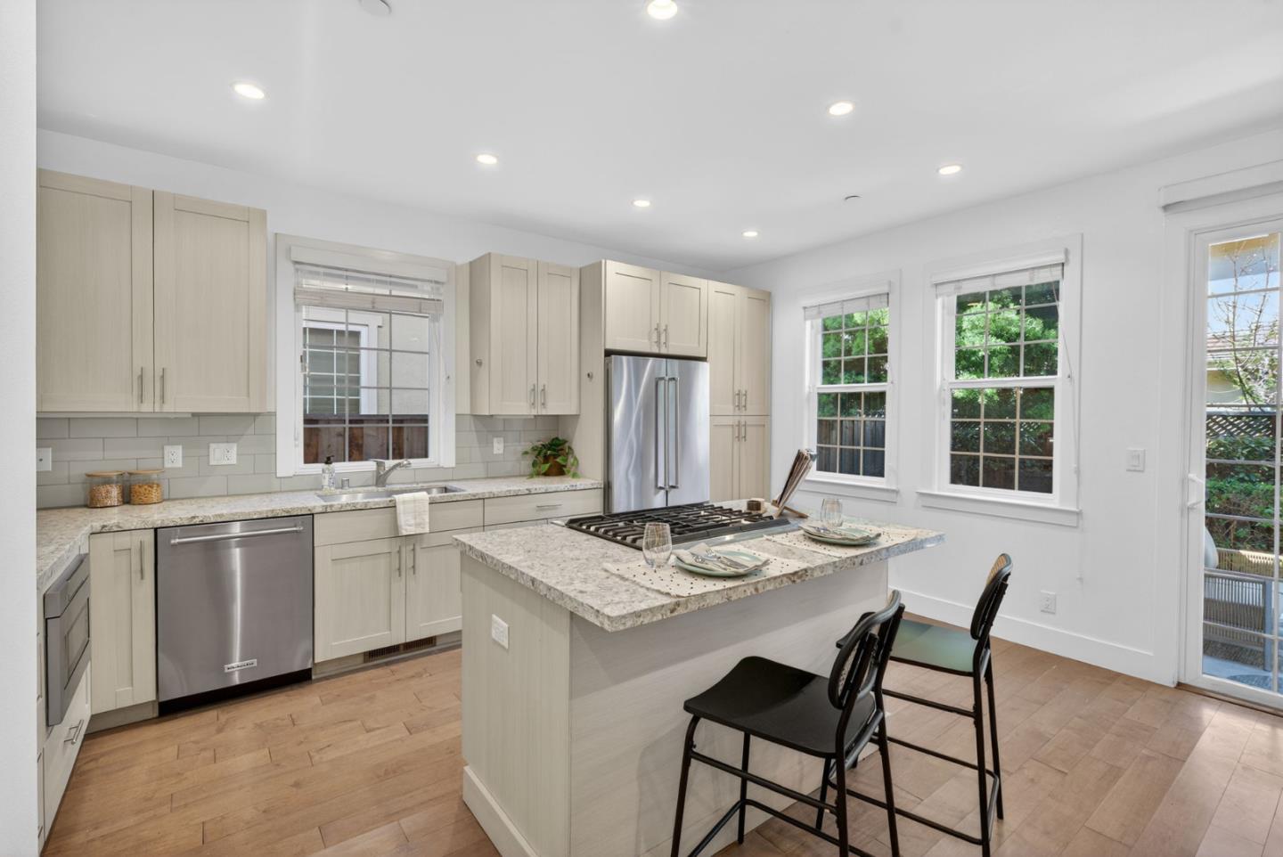 1083 Ed Roth Terrace Sunnyvale, CA 95051 - Photo 7 of 30