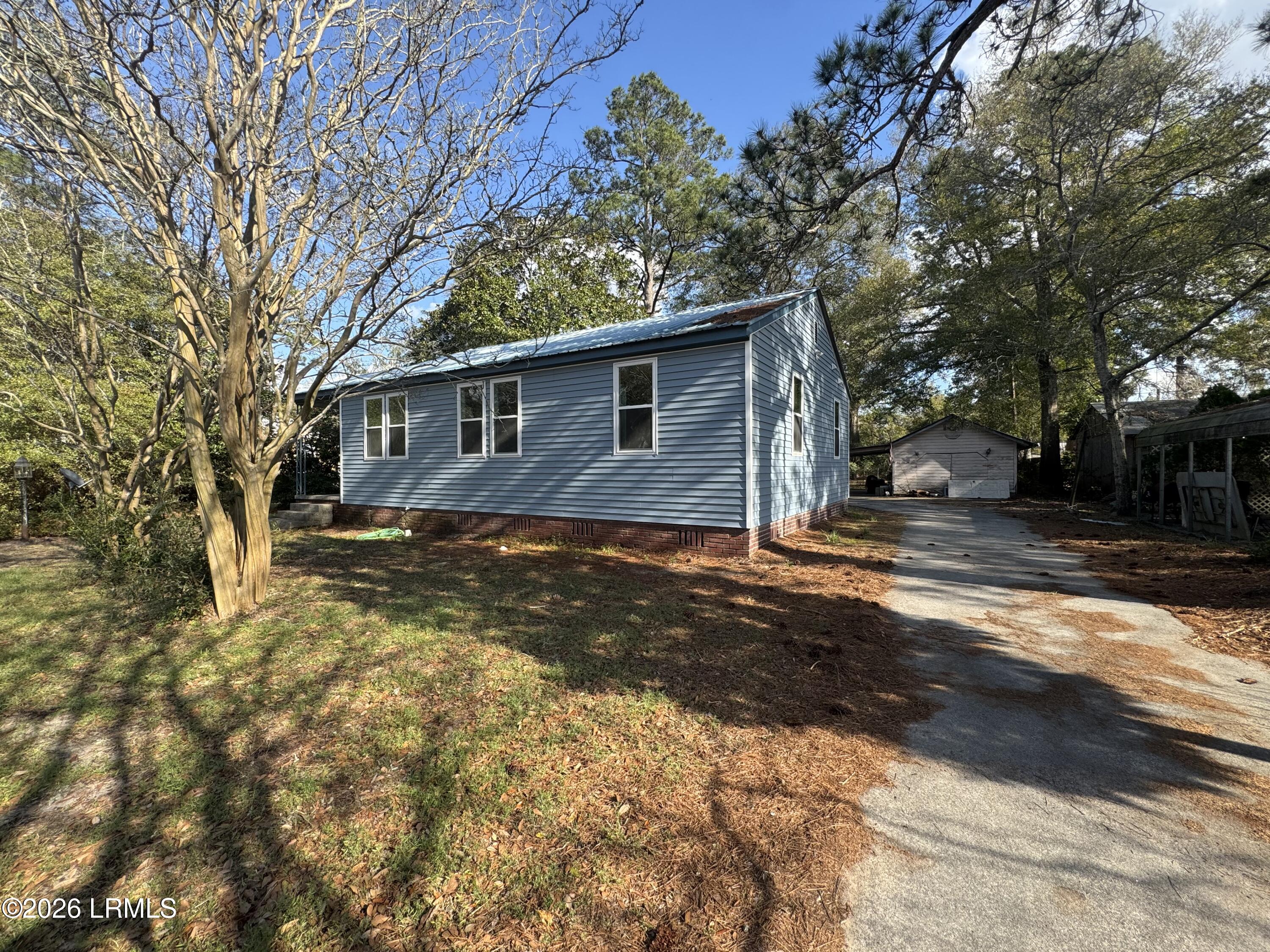 503 Shaw Drive Hampton, SC 29924 - Photo 3 of 17 IMG_2774