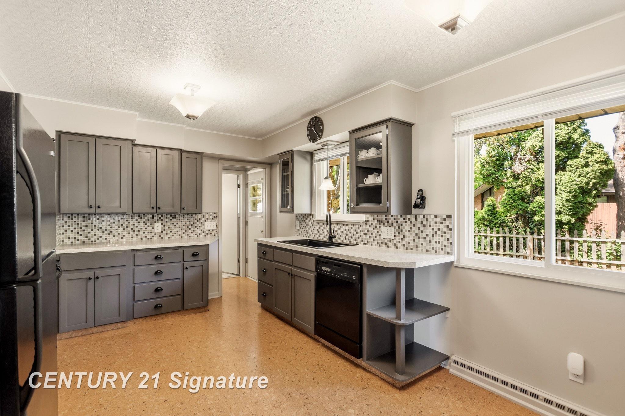 4430 Dirker Road Saginaw, MI 48638 - Photo 18 of 49 50219420-35f21025-7f3c-41de-9024-810412f51bae.JPG