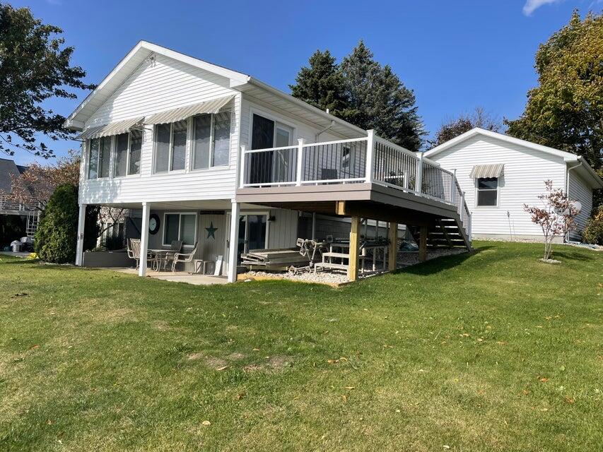 1074 Tompkins Drive Addison, MI 49220 - Photo 2 of 21 tomp2