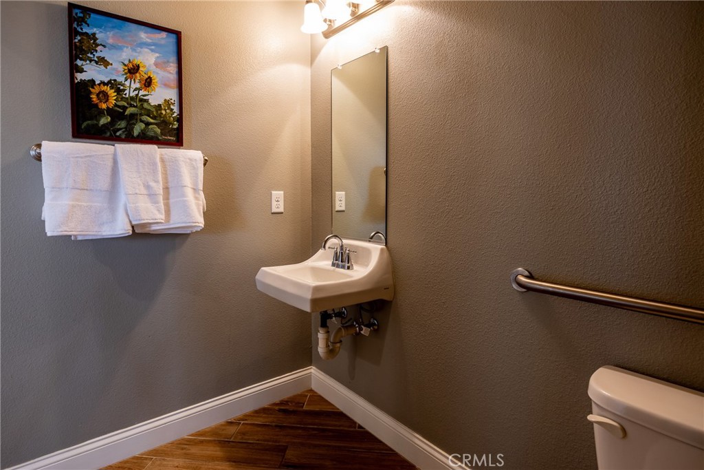 9369 Riberena Circle Atascadero, CA 93422 - Photo 12 of 48 Half bathroom.
