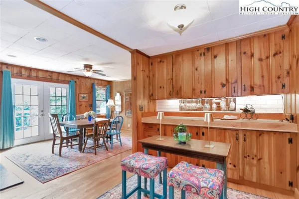 $599,000 | 2209 Sugar Mountain Road 2, Newland, NC 28657