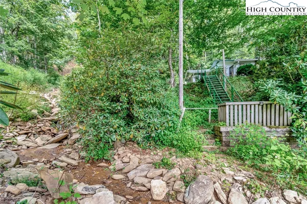 $599,000 | 2209 Sugar Mountain Road 2, Newland, NC 28657