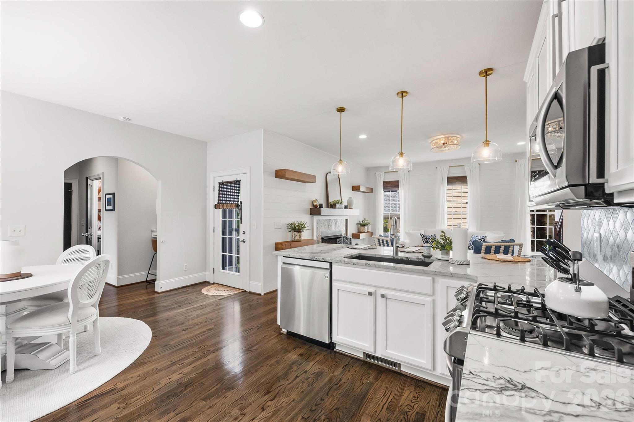 816 Victorian Way Fort Mill, SC 29708 - Photo 12 of 48