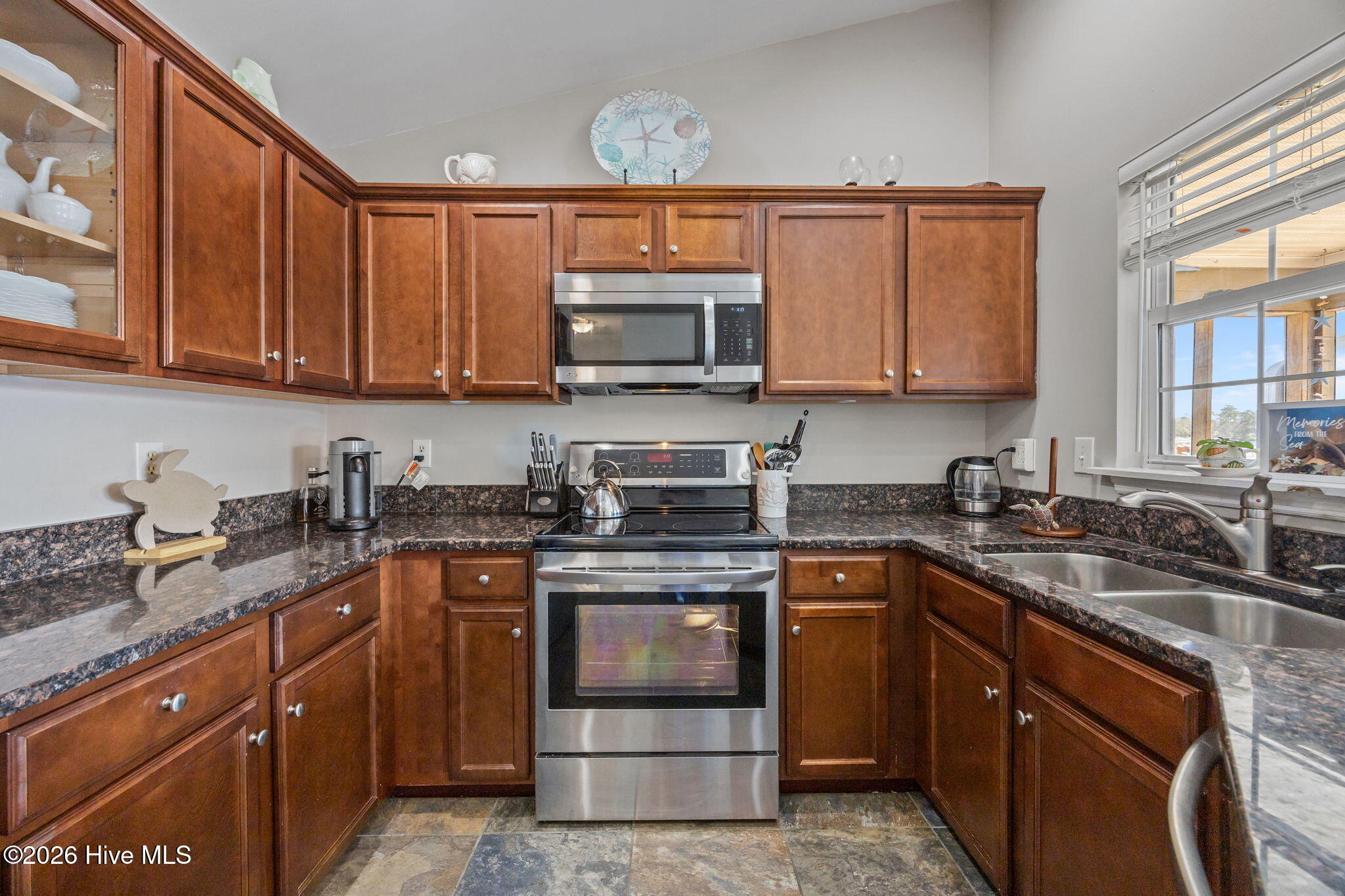 643 Riva Ridge Road Sneads Ferry, NC 28460 - Photo 13 of 57 30-web-or-mls-643 Riva Ridge Rd 76