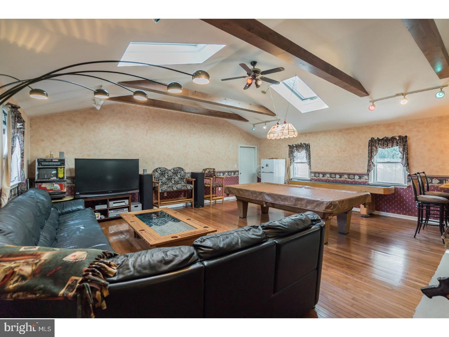 3214 Bristol Road Warrington, PA 18976 - Photo 13 of 25 Family Room