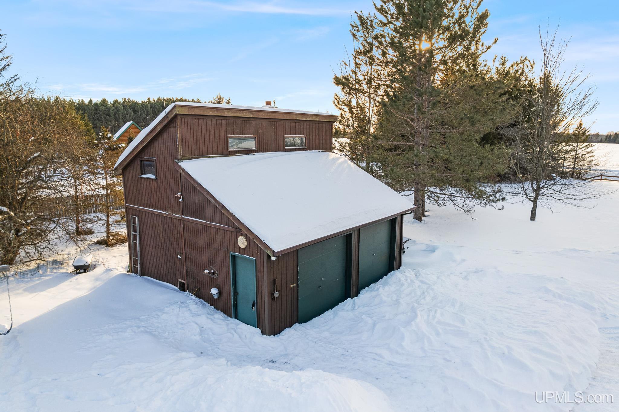 12202 Farmfield Road Rock, MI 49880 - Photo 14 of 34