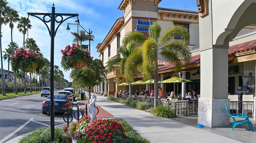 449 Redwood Road Venice, FL 34293 - Photo 33 of 40 a view of a street with sitting area