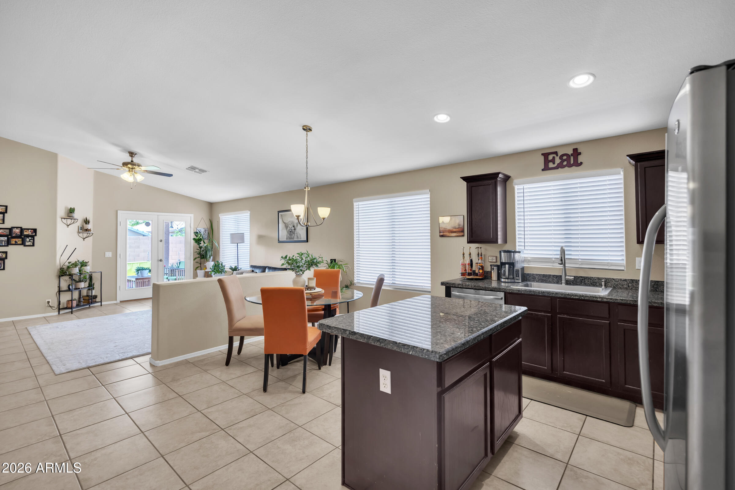 6150 East Roland Street Mesa, AZ 85215 - Photo 6 of 31