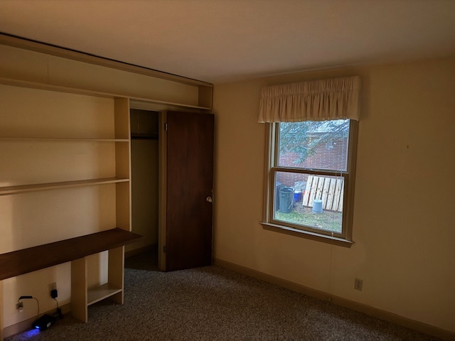 3307 North View Road Rockford, IL 61107 - Photo 15 of 19 a view of an empty room with a window