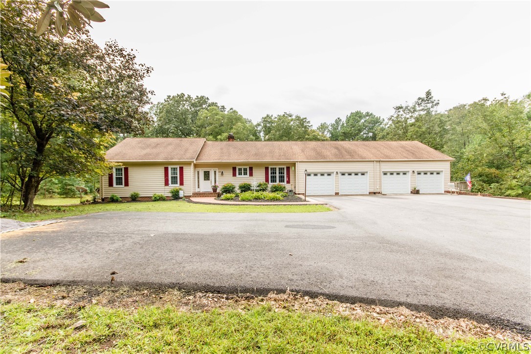 8809 Matoaka Glen Road Quinton, VA 23141 - Photo 3 of 50 Gallery Image 3