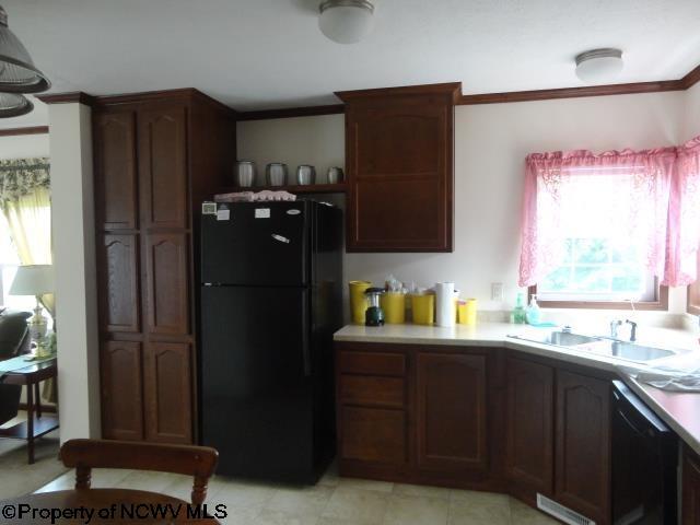 93 Sunny Brook Road Reedsville, WV 26547 - Photo 8 of 15 Gallery Image 8